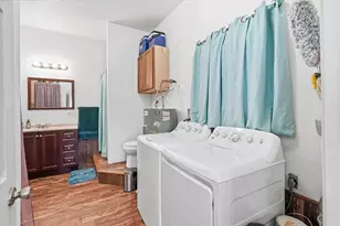 235 Ann Roy Dr, Grants Pass, OR 97527 - Photo 16