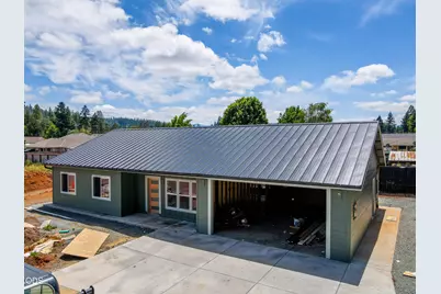 405 Cece Lane, Cave Junction, OR 97523 - Photo 4