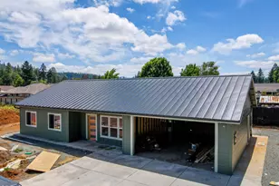 405 Cece Ln, Cave Junction, OR 97523 - Photo 4
