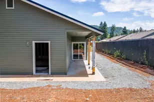 405 Cece Ln, Cave Junction, OR 97523 - Photo 6
