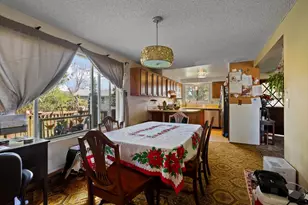 1584 NW Spray Ct, Roseburg, OR 97471 - Photo 6