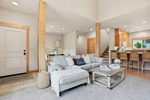 115 Northwest Mount Washington Drive, Bend, OR 97703 - Photo 4