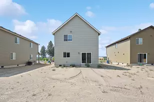 51718 Jubilee Pine Dr, La Pine, OR 97739 - Photo 2