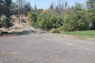 5498 Butte Falls Hwy, Eagle Point, OR 97524 - Photo 36