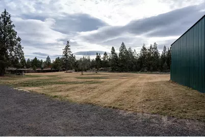 64265 Old Bend Redmond Highway, Bend, OR 97703 - Photo 4