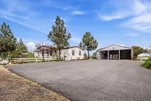 6705 SW Daly Ln, Culver, OR 97734 - Photo 4