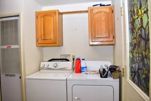 1055 N 5th St, Jacksonville, OR 97530 - Photo 18