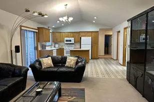 214 SW Meadow Lakes Dr, Prineville, OR 97754 - Photo 10