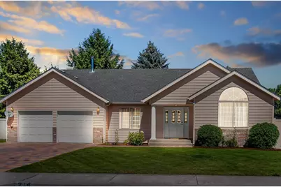 214 SW Meadow Lakes Drive, Prineville, OR 97754 - Photo 1