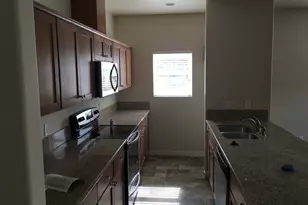 741 SW Kinsington Ct, Grants Pass, OR 97526 - Photo 4