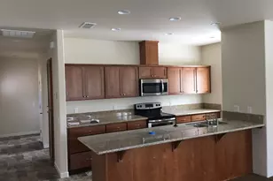 741 SW Kinsington Ct, Grants Pass, OR 97526 - Photo 2