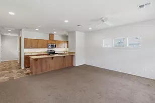 741 SW Kinsington Ct, Grants Pass, OR 97526 - Photo 4