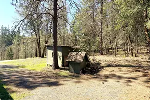 250 Tunnel Creek Rd, Grants Pass, OR 97526 - Photo 20