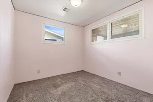 944 S Ivy St, Medford, OR 97501 - Photo 22