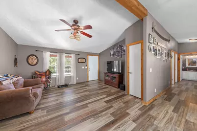 5191 Pleasant Creek Road, Rogue River, OR 97537 - Photo 10