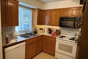 310 NE Terry Ln, Grants Pass, OR 97526 - Photo 2