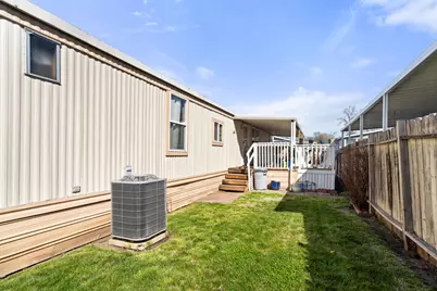 3555 S Pacific Highway #SPC 143, Medford, OR 97501 - Photo 16