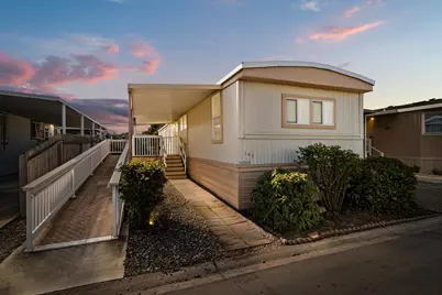 3555 S Pacific Highway #SPC 143, Medford, OR 97501 - Photo 1