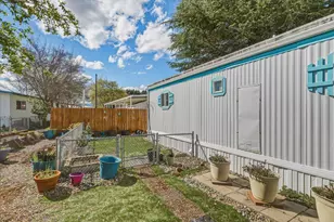 325 Sandlewood Dr, Grants Pass, OR 97526 - Photo 6