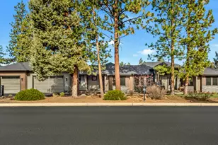 61475 Meeks Trail, Bend, OR 97702 - Photo 2