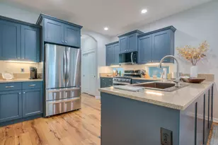 20798 NE Sierra Dr, Bend, OR 97701 - Photo 16