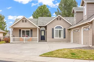 3790 SW Gene Sarazan Dr, Redmond, OR 97756 - Photo 2