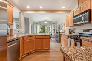 3790 SW Gene Sarazan Dr, Redmond, OR 97756 - Photo 10