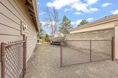 3790 SW Gene Sarazan Drive, Redmond, OR 97756 - Photo 36