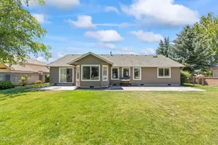 3790 SW Gene Sarazan Dr, Redmond, OR 97756 - Photo 28