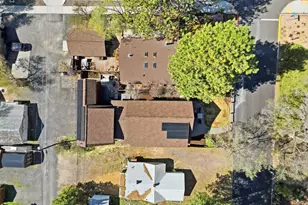 1365 NW Jacksonville Ave, Bend, OR 97703 - Photo 46