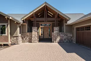 3419 NW Fairway Heights Dr, Bend, OR 97703 - Photo 4