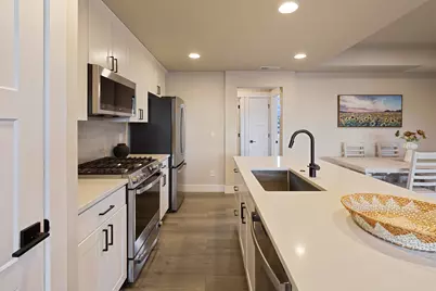 20534 Empire Avenue, Bend, OR 97701 - Photo 16