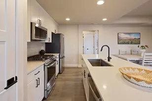 20534 Empire Ave, Bend, OR 97701 - Photo 16