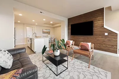 20534 Empire Avenue, Bend, OR 97701 - Photo 12