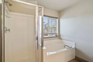 61285 Bronze Meadow Ln, Bend, OR 97702 - Photo 26