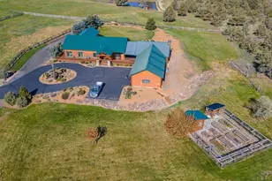10000 SW Lyons Dr, Culver, OR 97734 - Photo 4