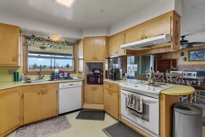 2250 NW Elm Lane, Madras, OR 97741 - Photo 6