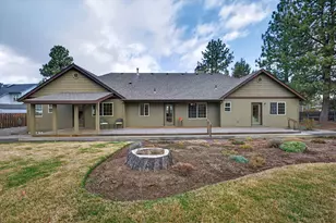 21181 Cultus Mountain Ct, Bend, OR 97702 - Photo 2