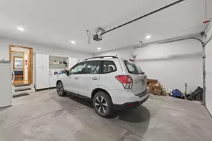 21181 Cultus Mountain Ct, Bend, OR 97702 - Photo 22