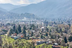 852 Oak St, Ashland, OR 97520 - Photo 84