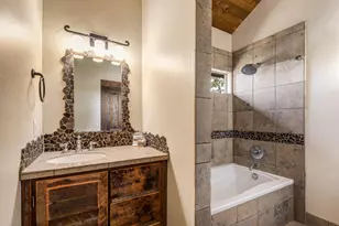 63950 Tyler Rd, Bend, OR 97703 - Photo 34