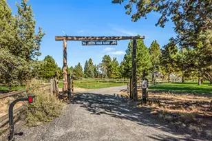 63950 Tyler Rd, Bend, OR 97703 - Photo 2
