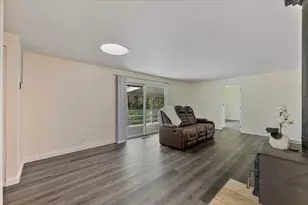 107 Marie Cir, Rogue River, OR 97537 - Photo 6