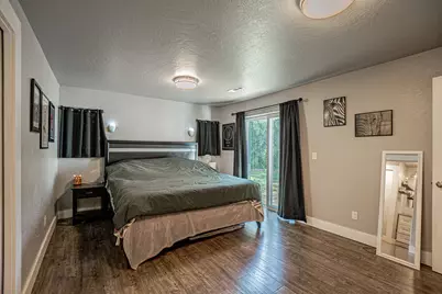 549 Wilson Road, Central Point, OR 97502 - Photo 14