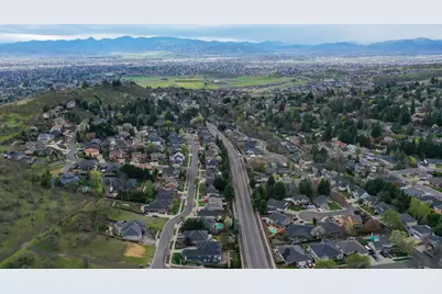 120 Eagle Trace Drive, Medford, OR 97504 - Photo 28