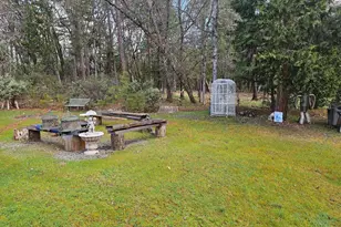 1030 Red Mountain Dr, Grants Pass, OR 97526 - Photo 20