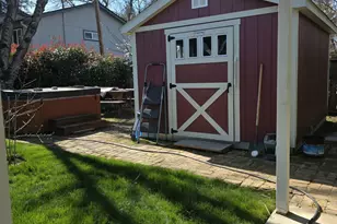 1990 Lawnridge St, Medford, OR 97504 - Photo 16