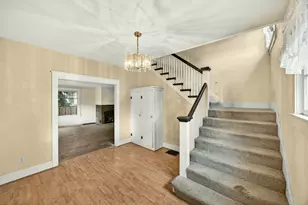 811 NW 5th St, Grants Pass, OR 97526 - Photo 4