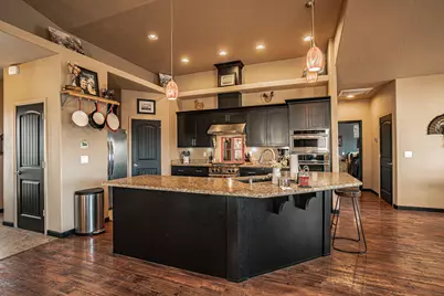 1050 Azure Way, Eagle Point, OR 97524 - Photo 26