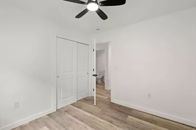 221 Christopher Way, Talent, OR 97540 - Photo 18